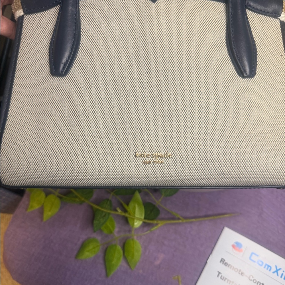 New Without Tags Kate Spade Navy and Cream Satchel - Picture 4 of 13